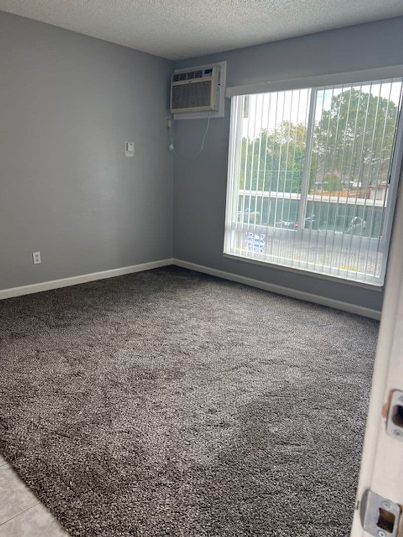Sacramento Apartment: 1300-1310 Florin Road