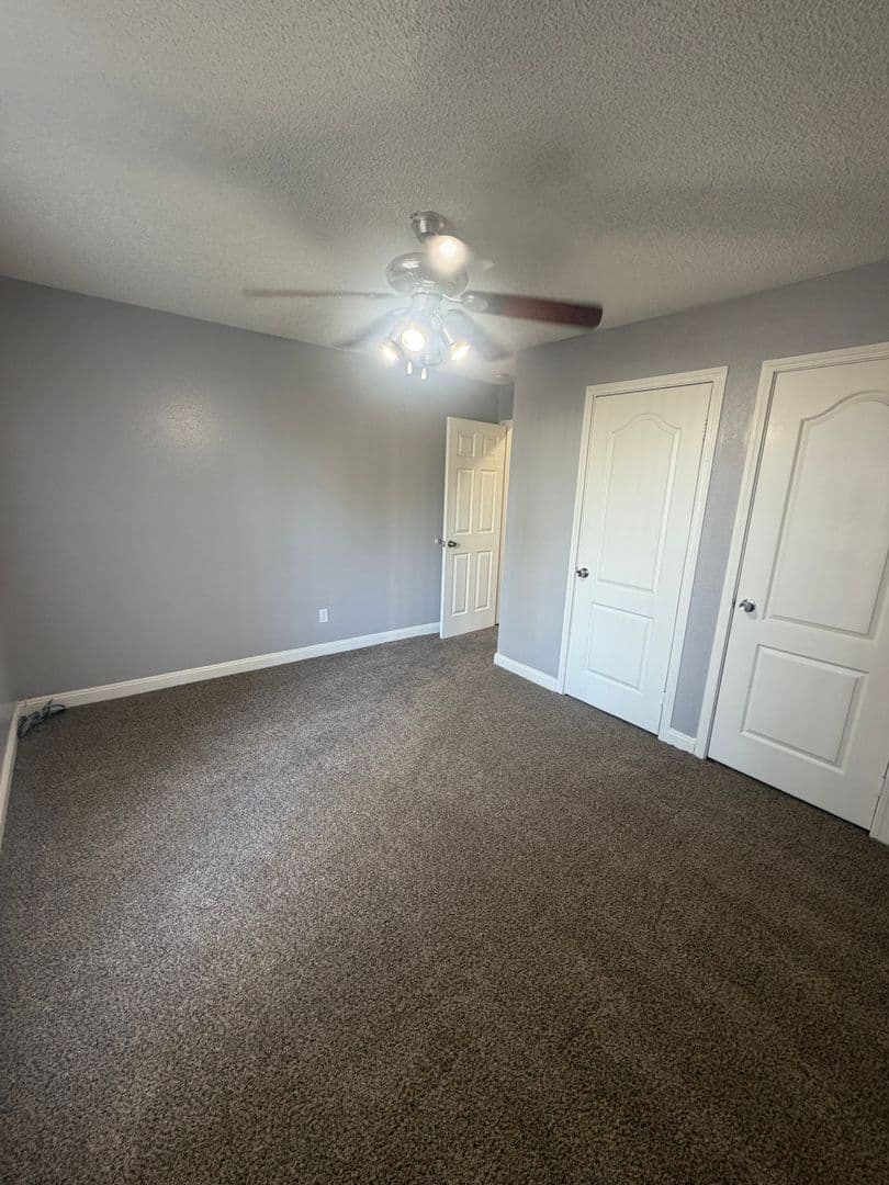 Sacramento Apartment: 1300-1310 Florin Road