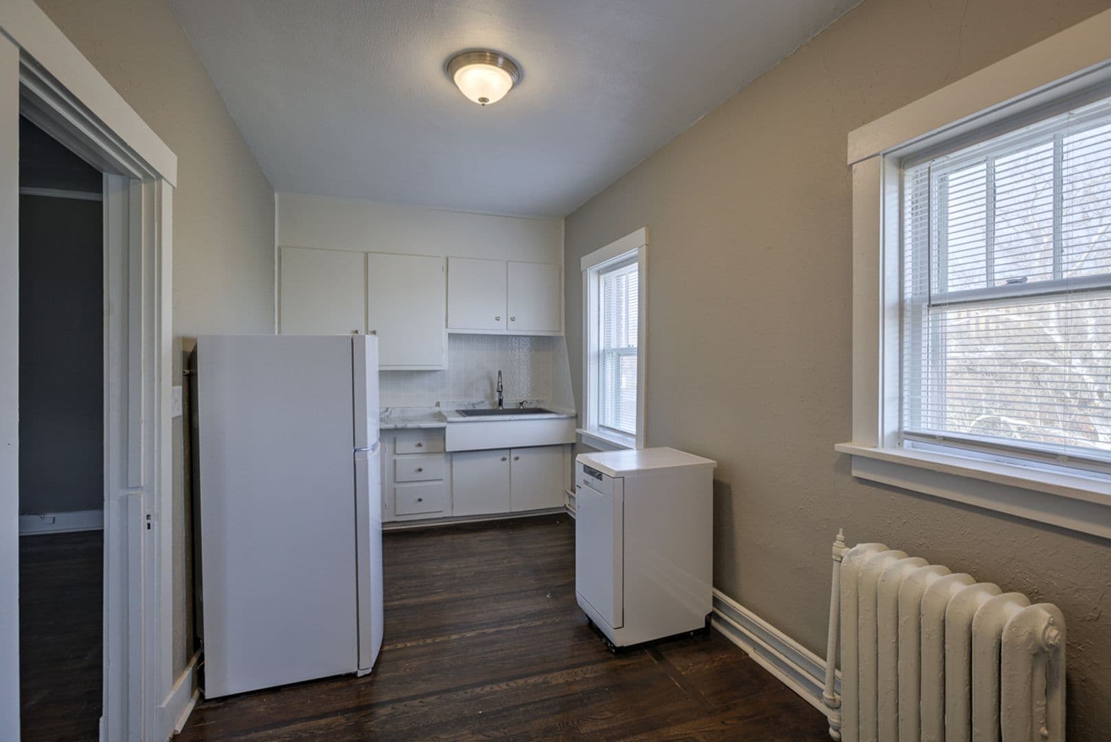 Omaha Apartment: 606 S. 32nd Ave