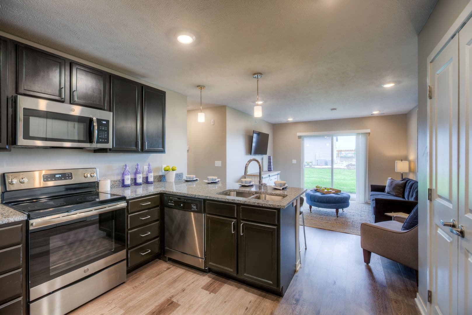 Fremont Apartment: 550 S Johnson Rd