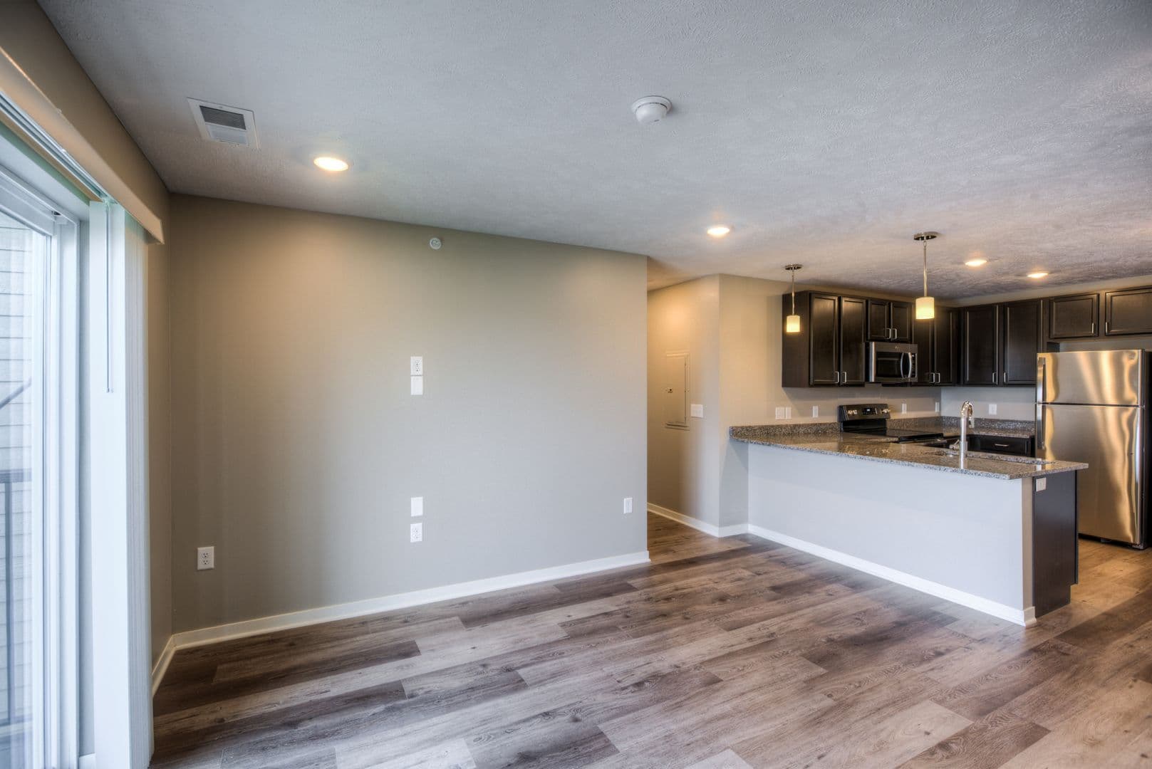 Fremont Apartment: 550 S Johnson Rd