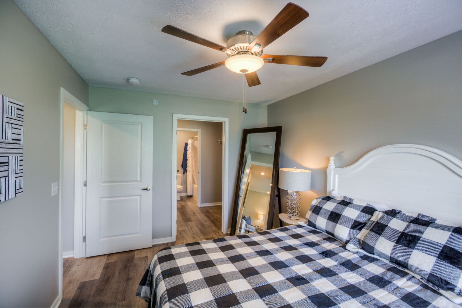Fremont Apartment: 550 S Johnson Rd