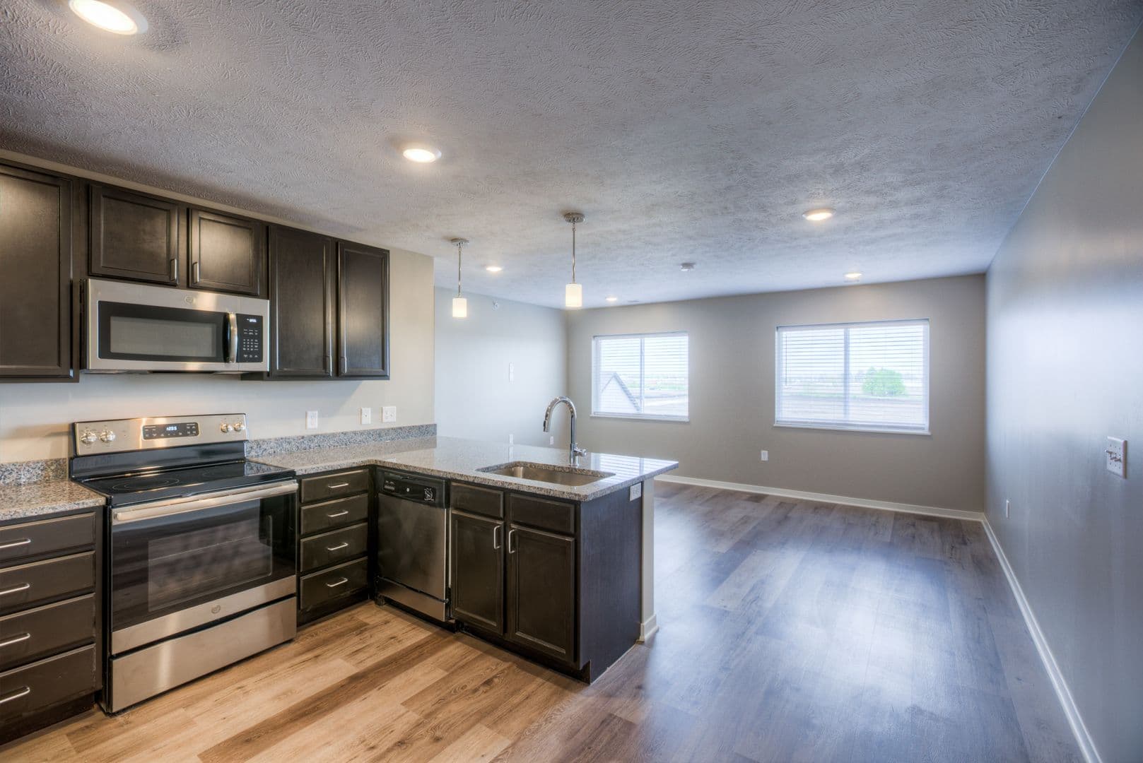Fremont Apartment: 550 S Johnson Rd