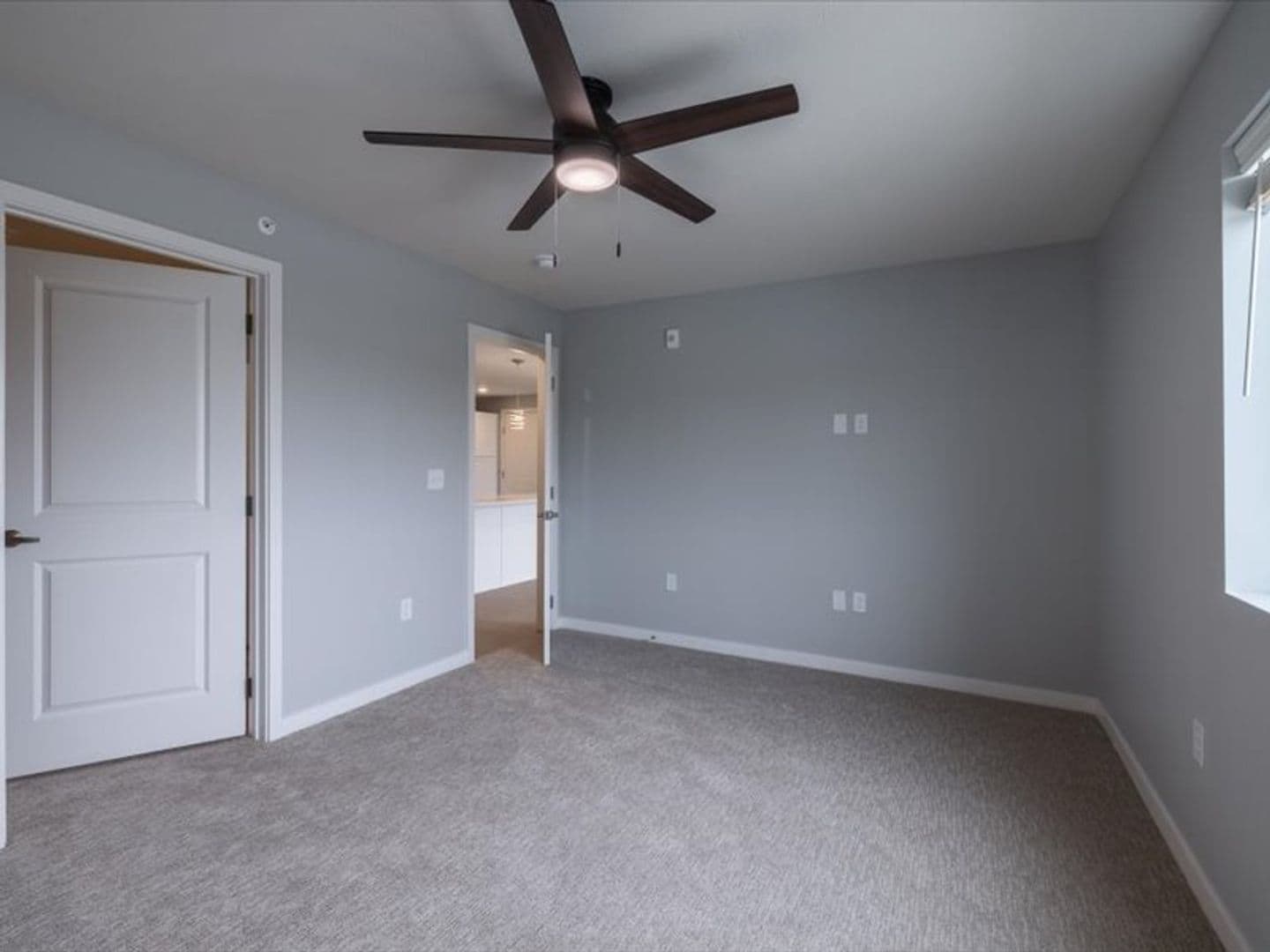 Columbus Apartment: 602 8th St