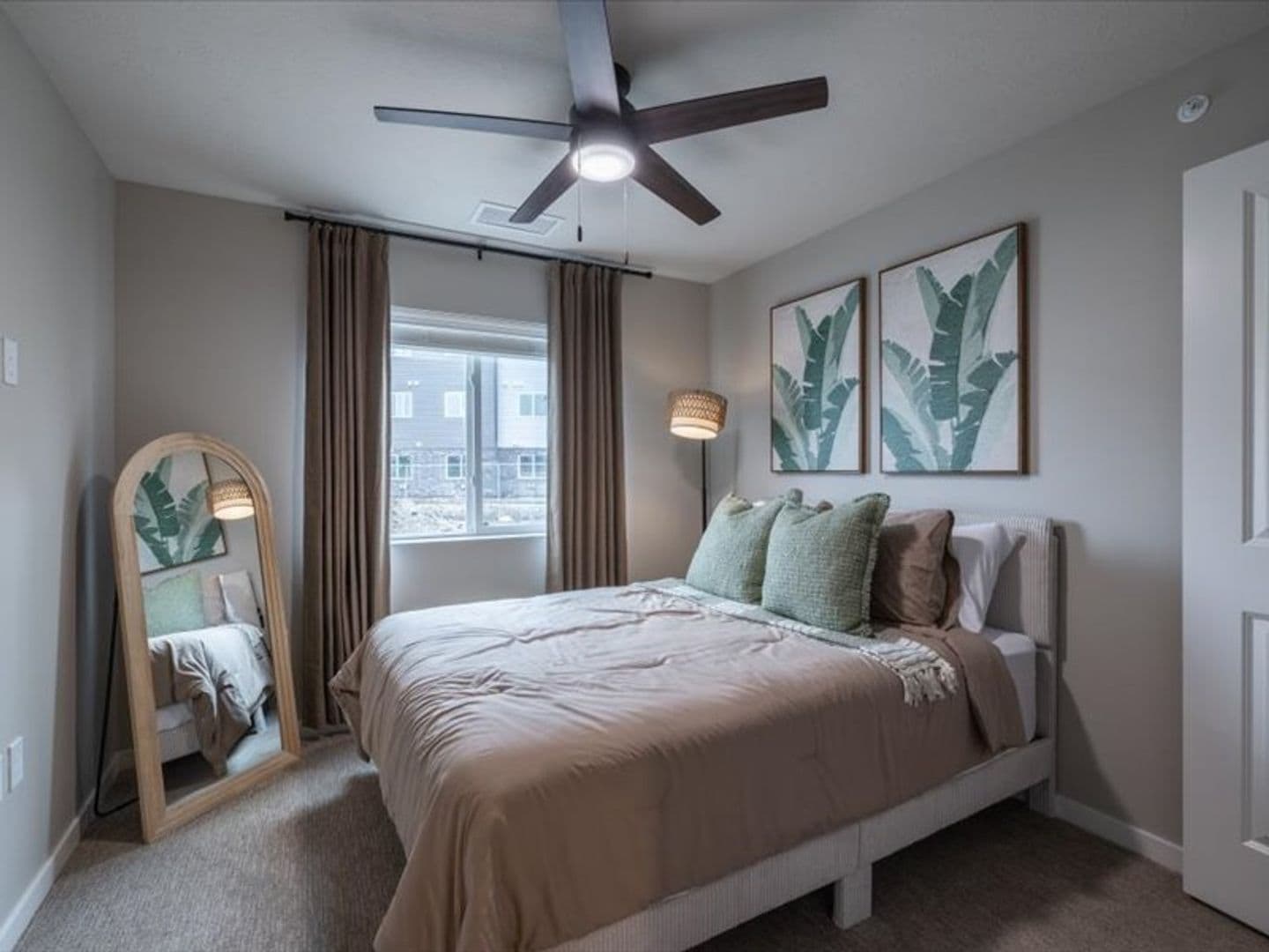 Columbus Apartment: 602 8th St