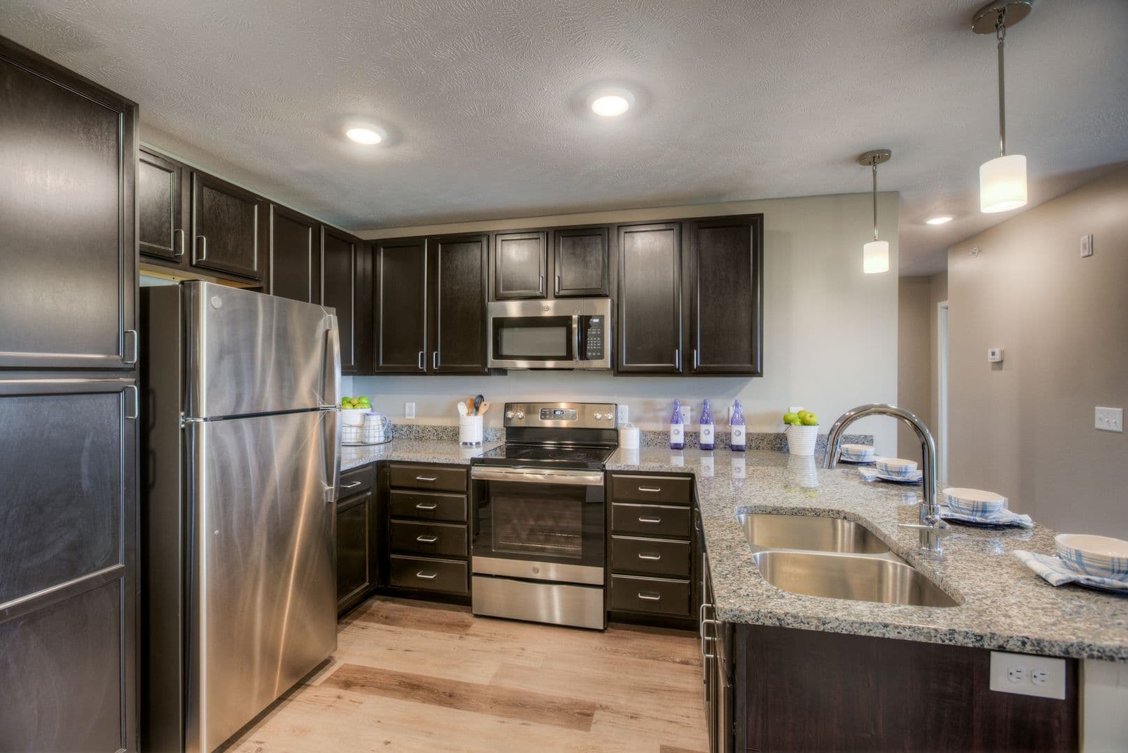 Fremont Apartment: 550 S Johnson Rd