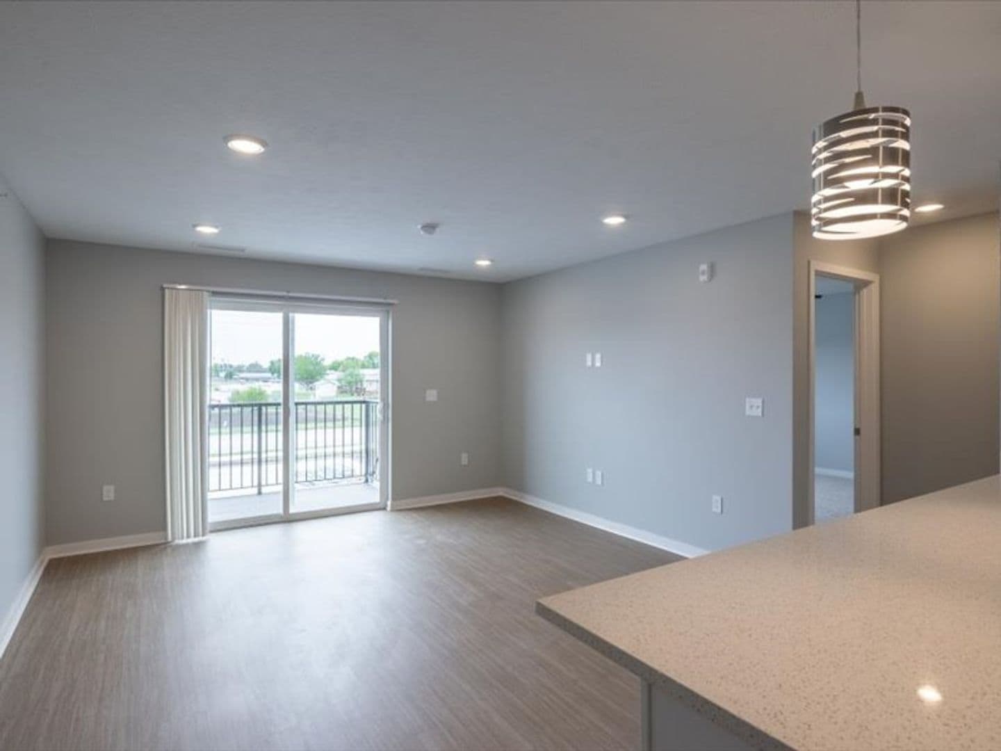 Columbus Apartment: 602 8th St