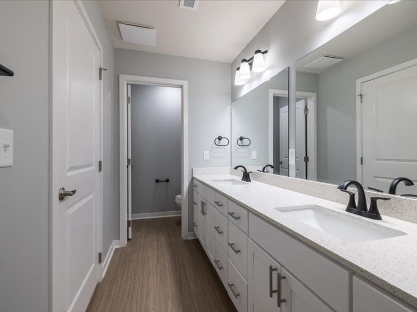 Columbus Apartment: 602 8th St