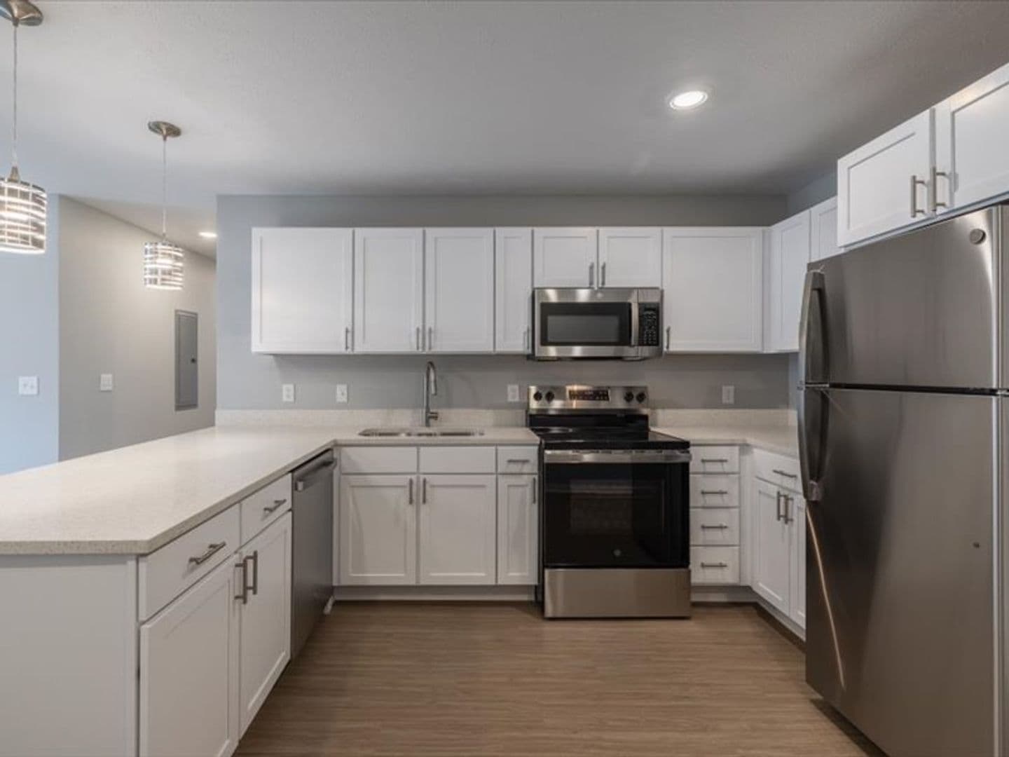 Columbus Apartment: 602 8th St