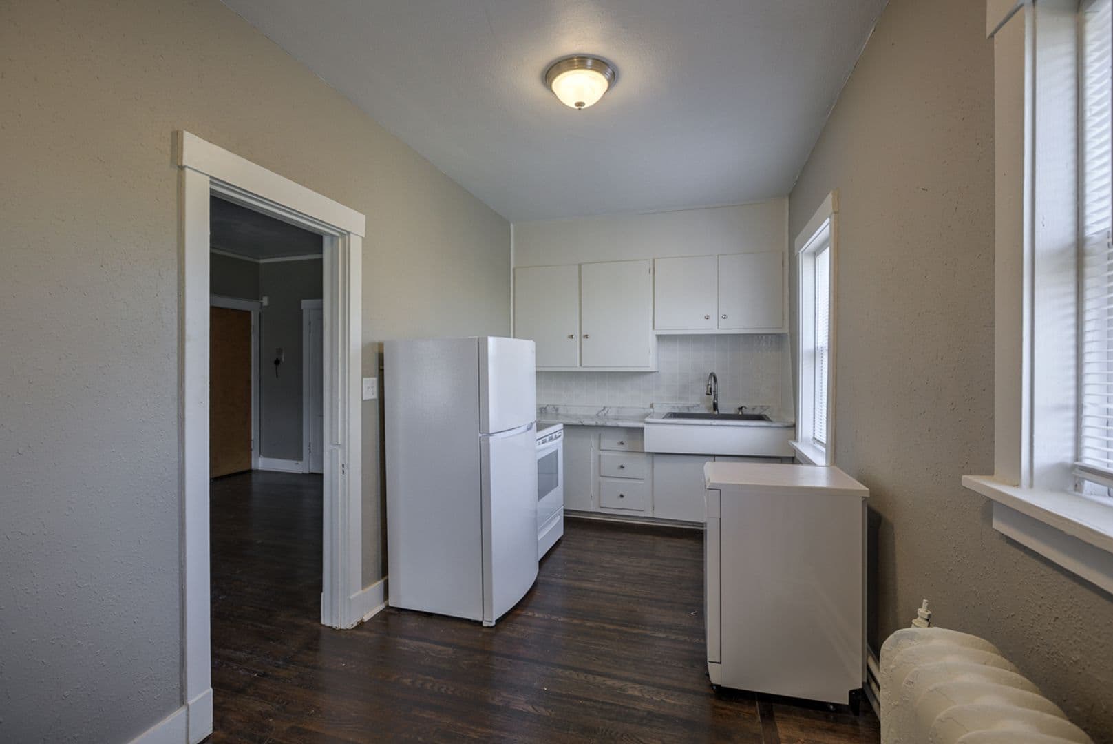 Omaha Apartment: 606 S. 32nd Ave