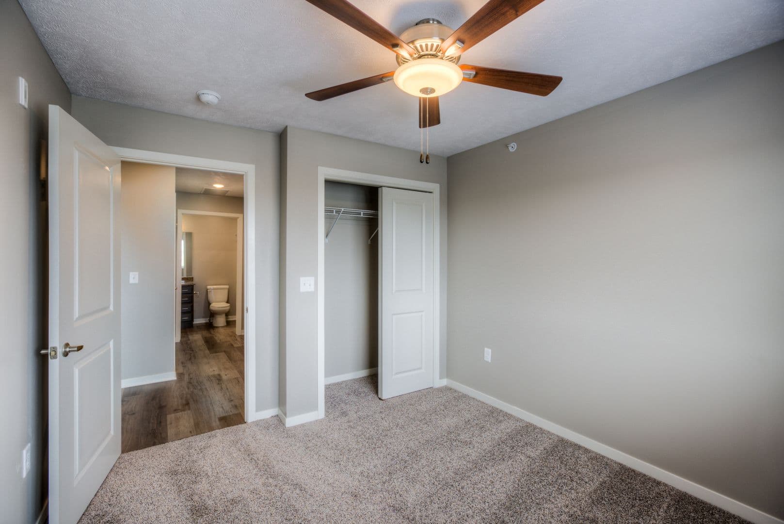 Fremont Apartment: 550 S Johnson Rd