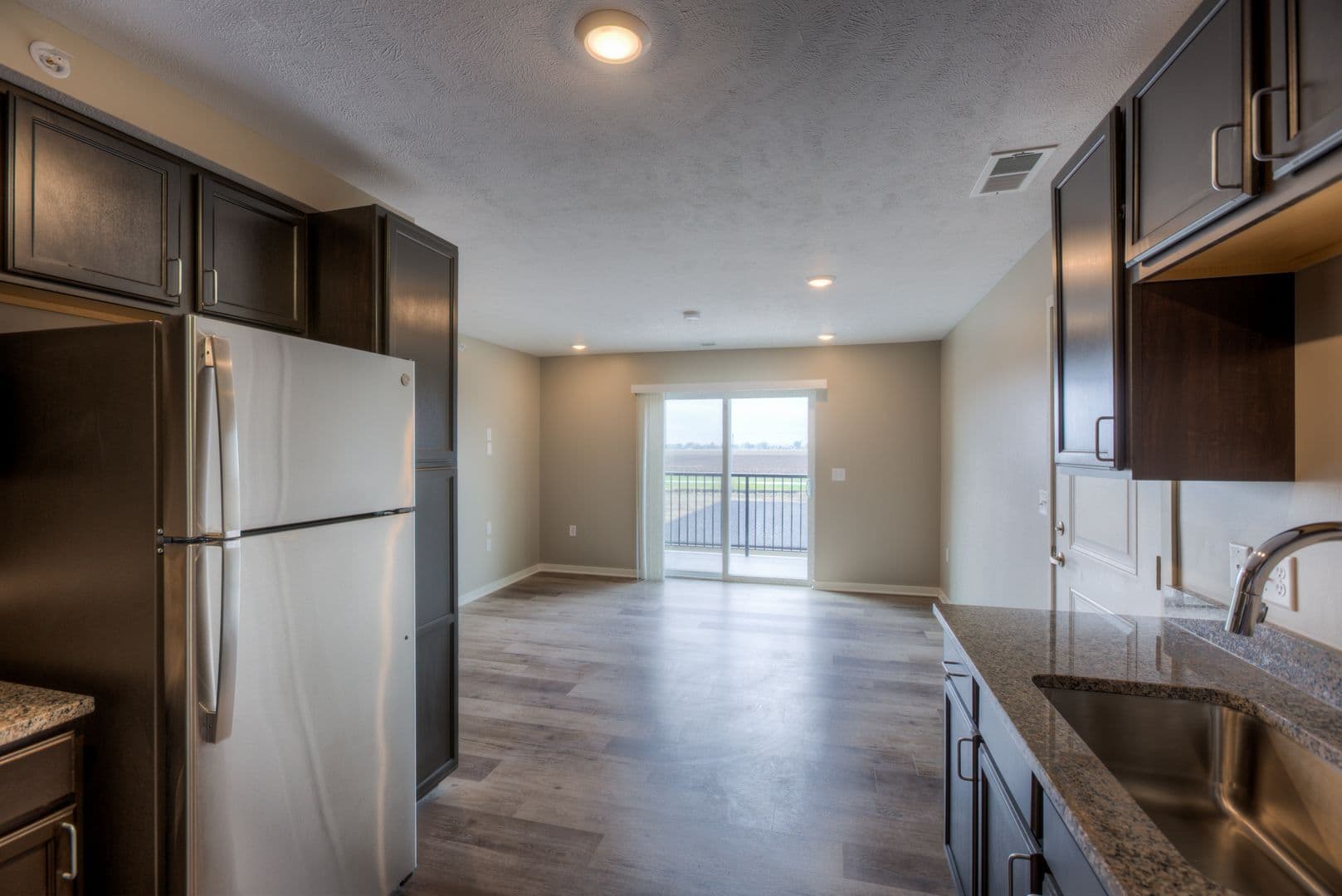 Fremont Apartment: 550 S Johnson Rd