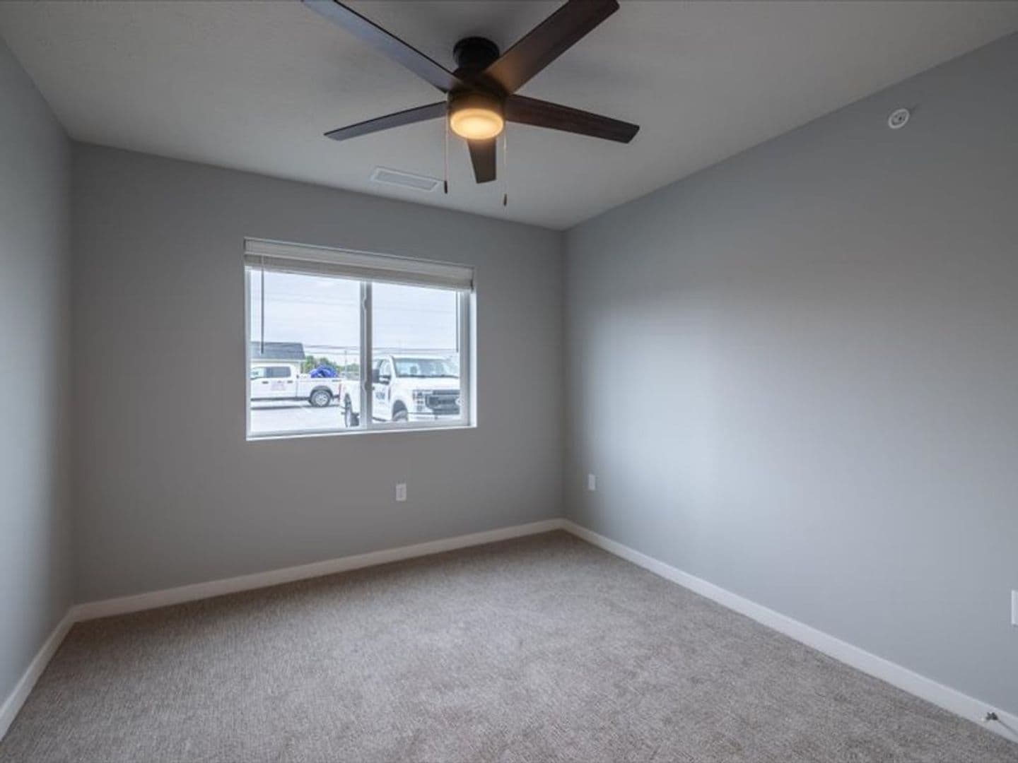 Columbus Apartment: 602 8th St