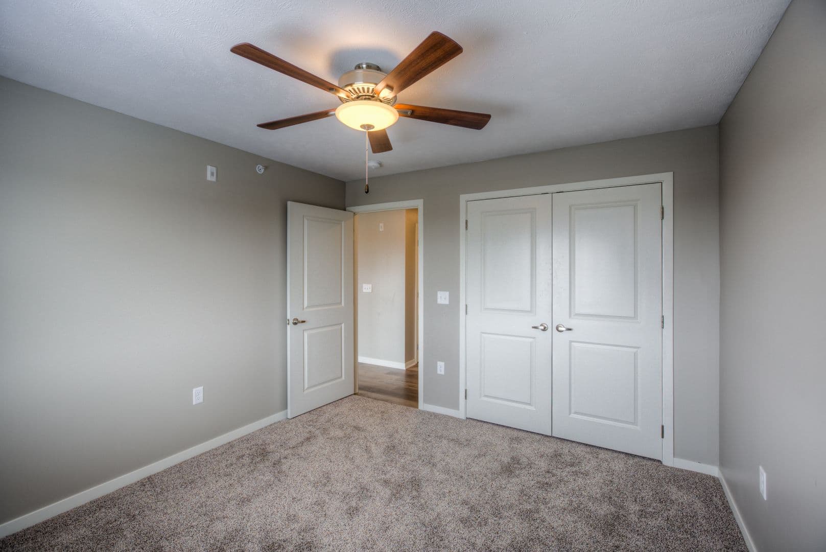 Fremont Apartment: 550 S Johnson Rd