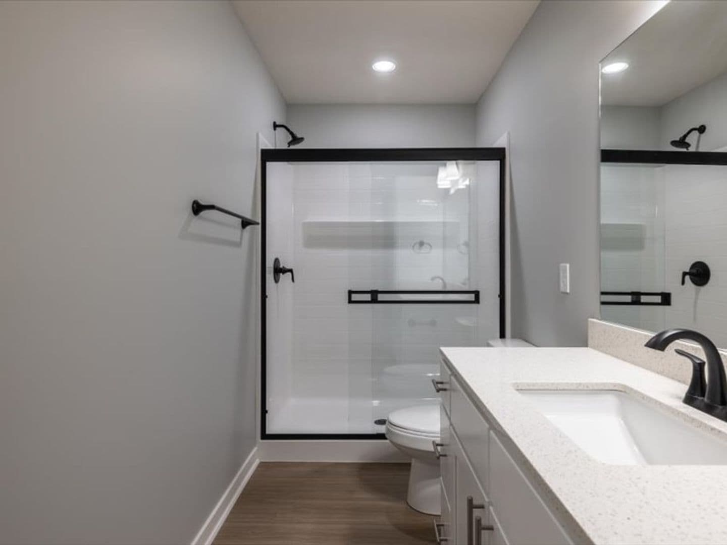 Columbus Apartment: 602 8th St