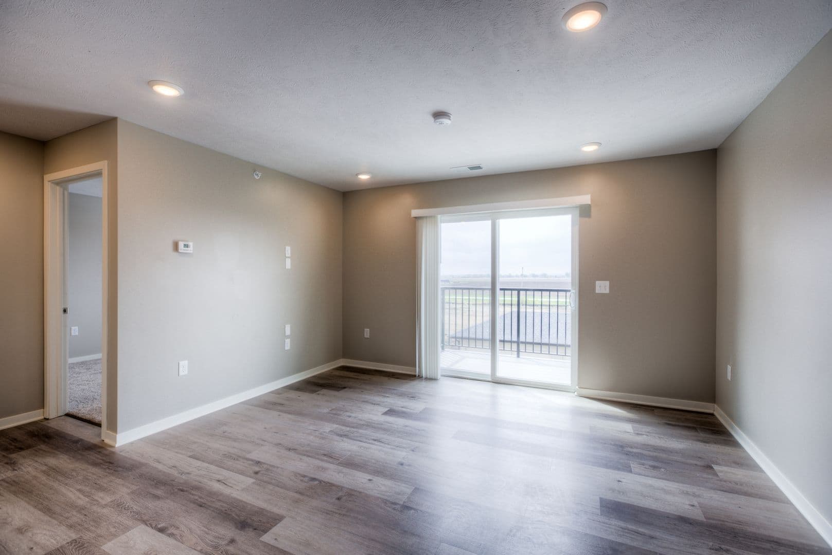 Fremont Apartment: 550 S Johnson Rd
