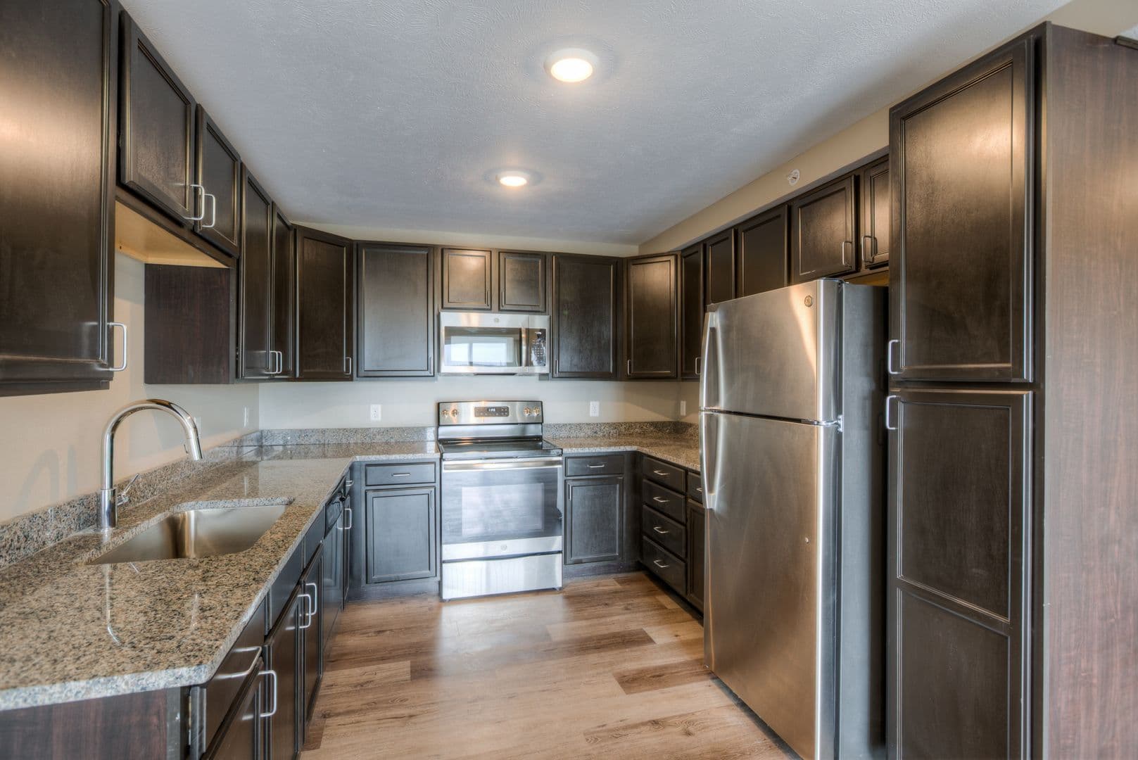 Fremont Apartment: 550 S Johnson Rd