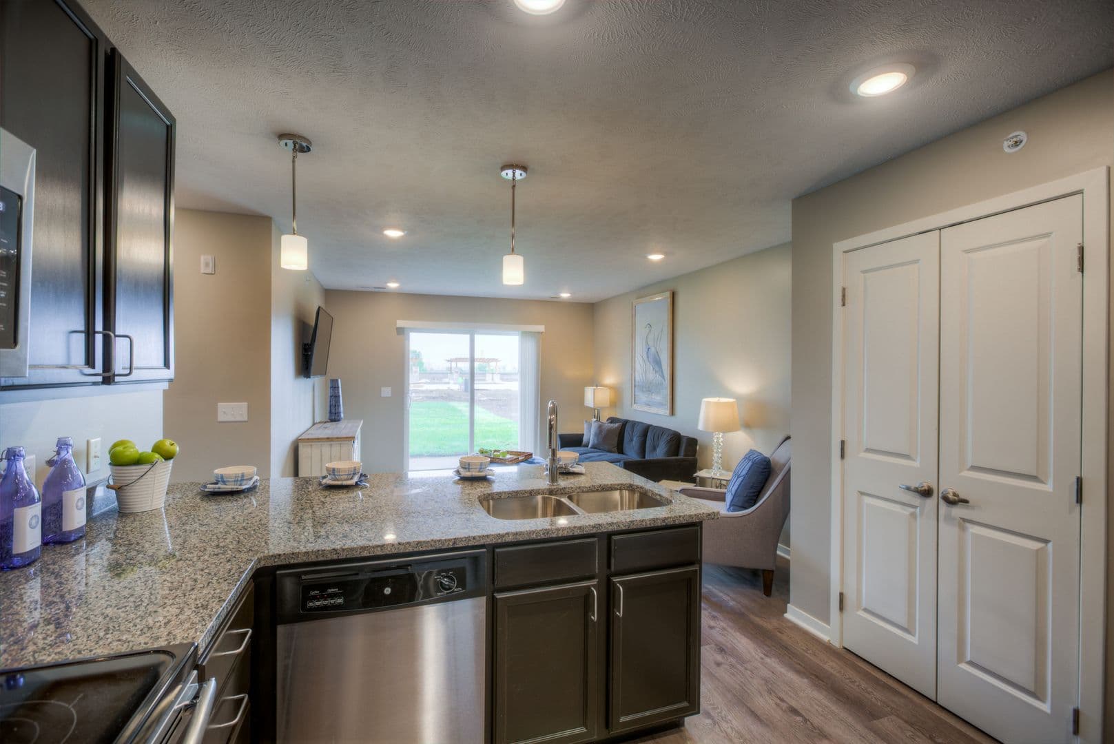 Fremont Apartment: 550 S Johnson Rd