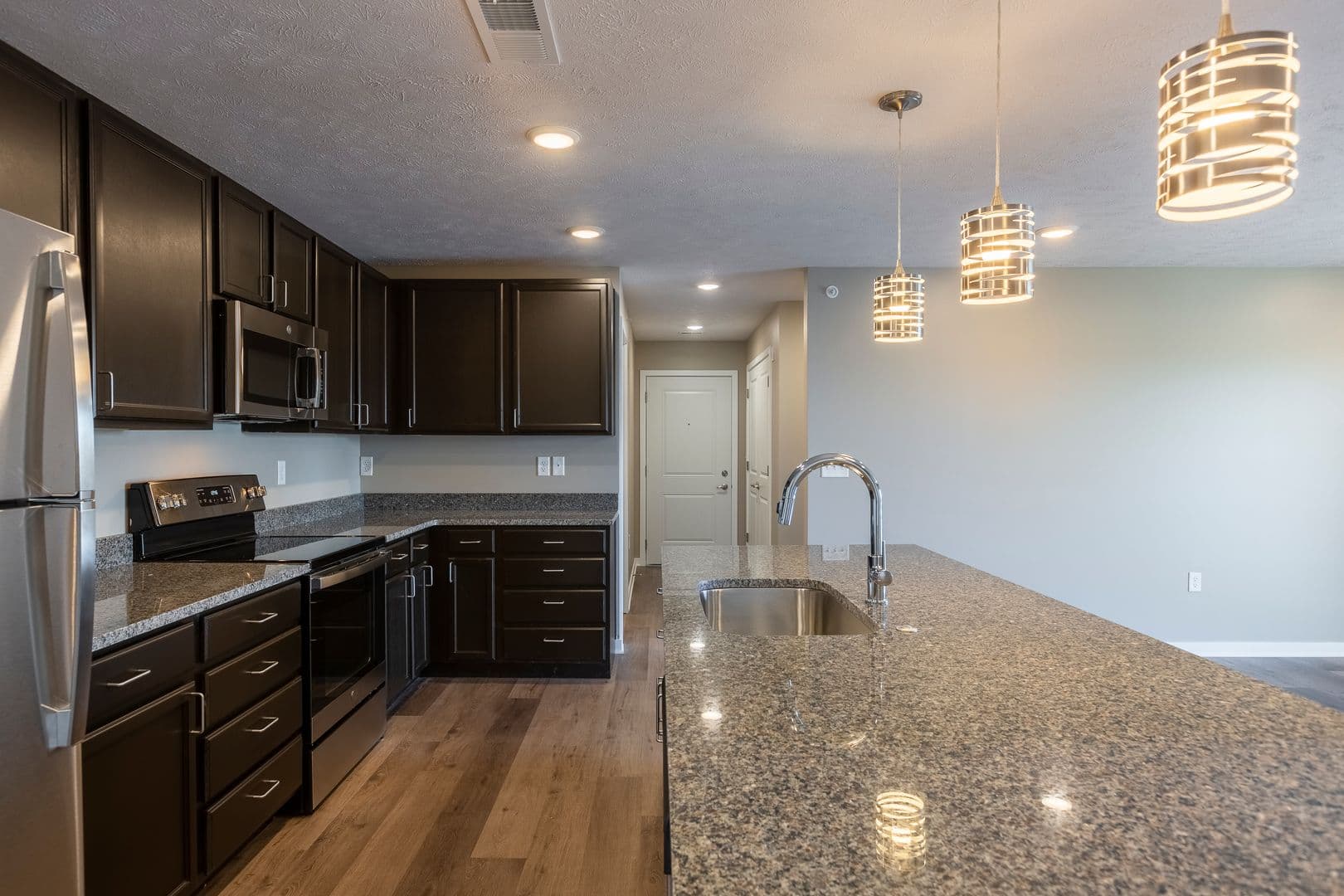 Fremont Apartment: 550 S Johnson Rd