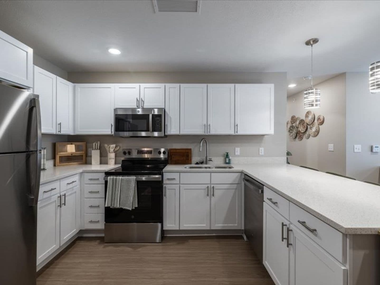 Columbus Apartment: 602 8th St