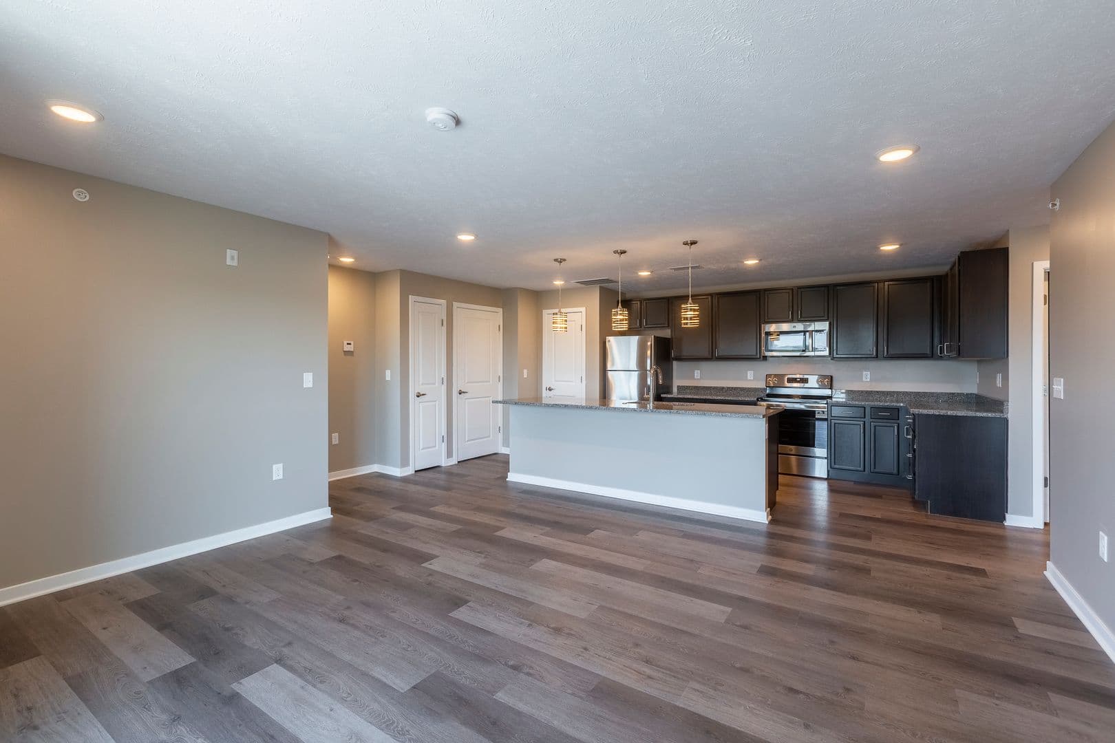 Fremont Apartment: 550 S Johnson Rd