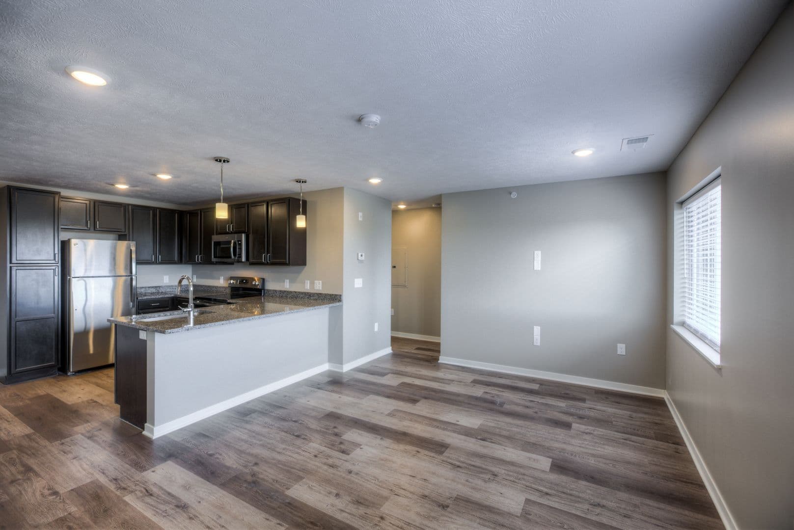 Fremont Apartment: 550 S Johnson Rd