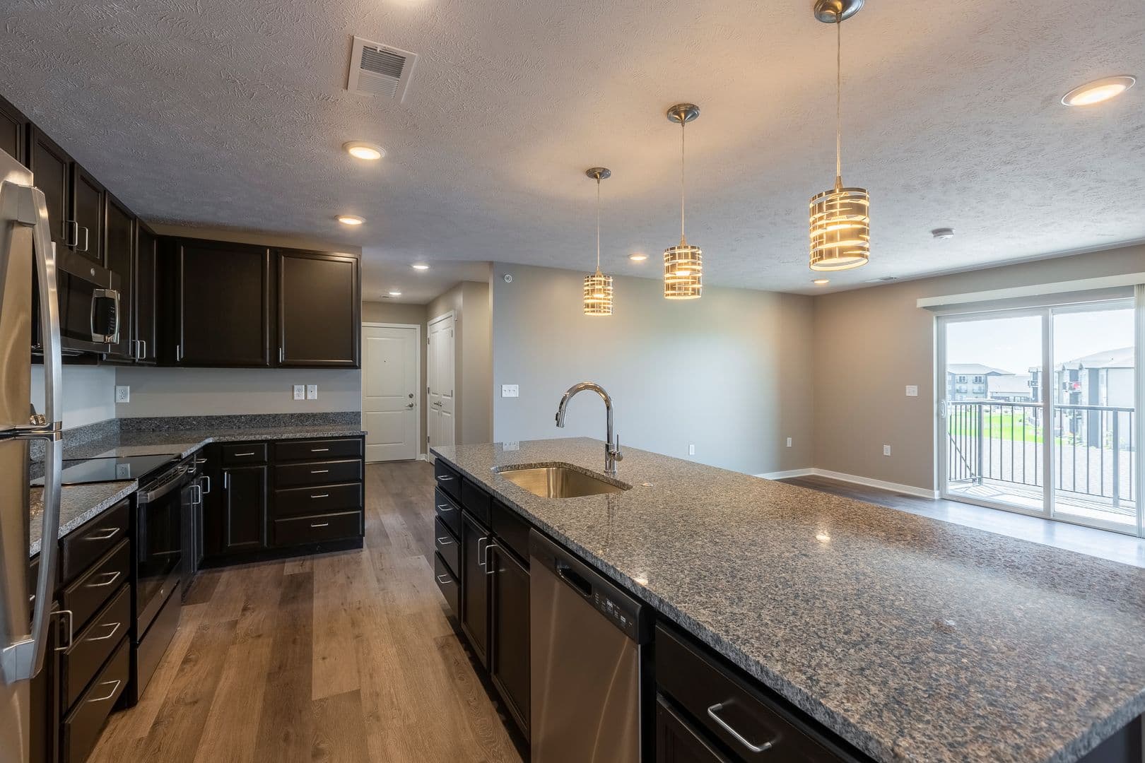 Fremont Apartment: 550 S Johnson Rd