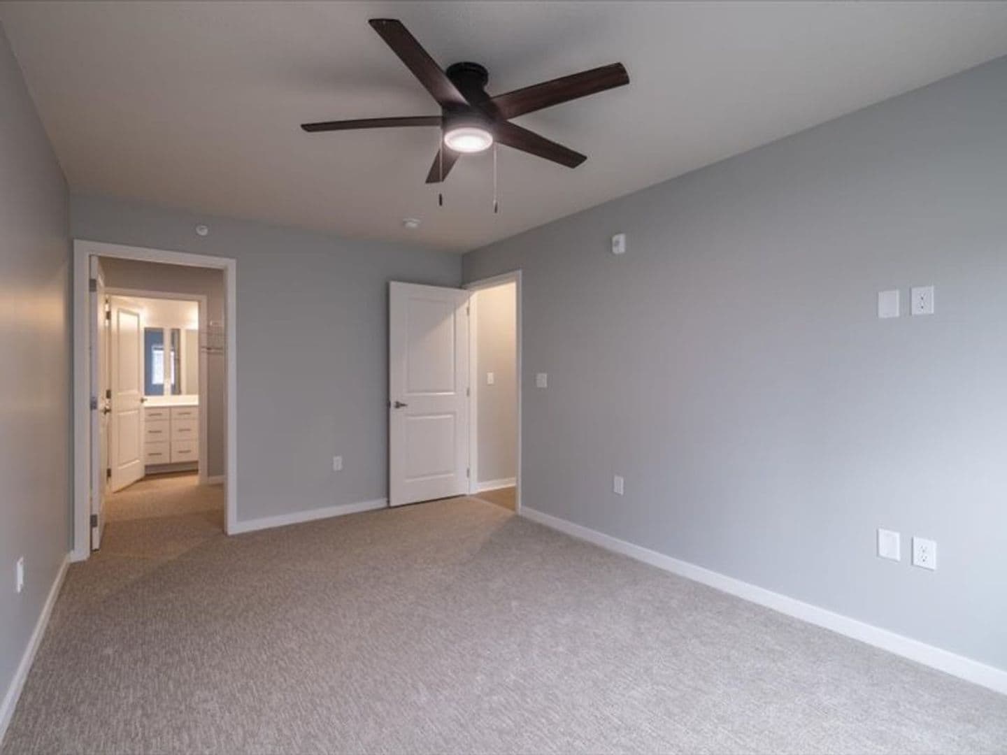 Columbus Apartment: 602 8th St
