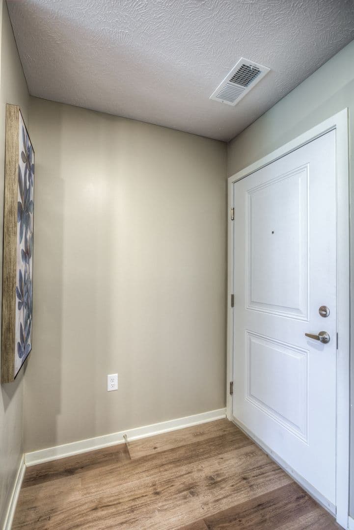 Fremont Apartment: 550 S Johnson Rd