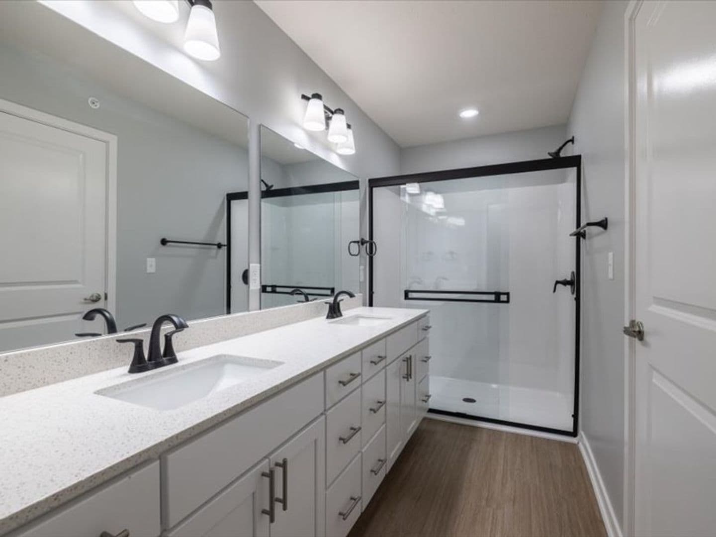 Columbus Apartment: 602 8th St