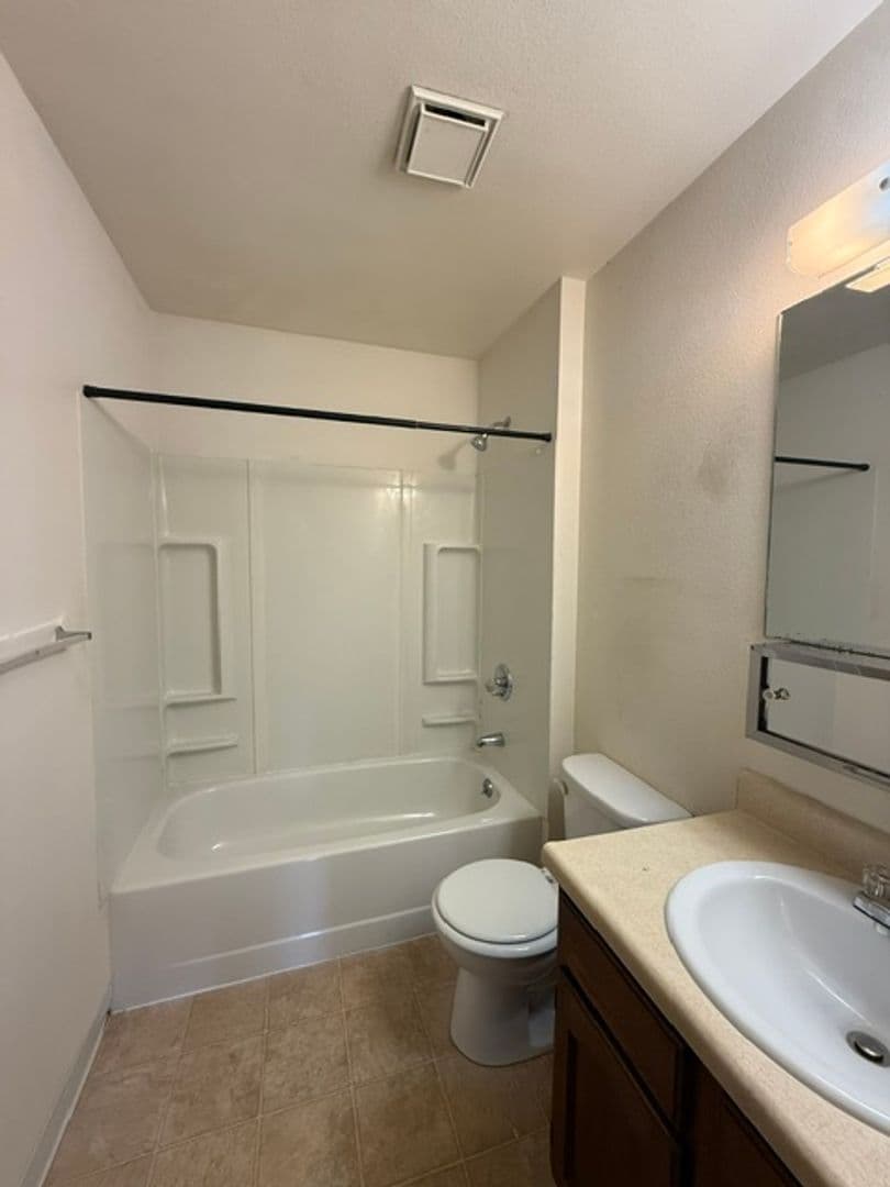 Colorado Springs Apartment: 1122 Yuma St