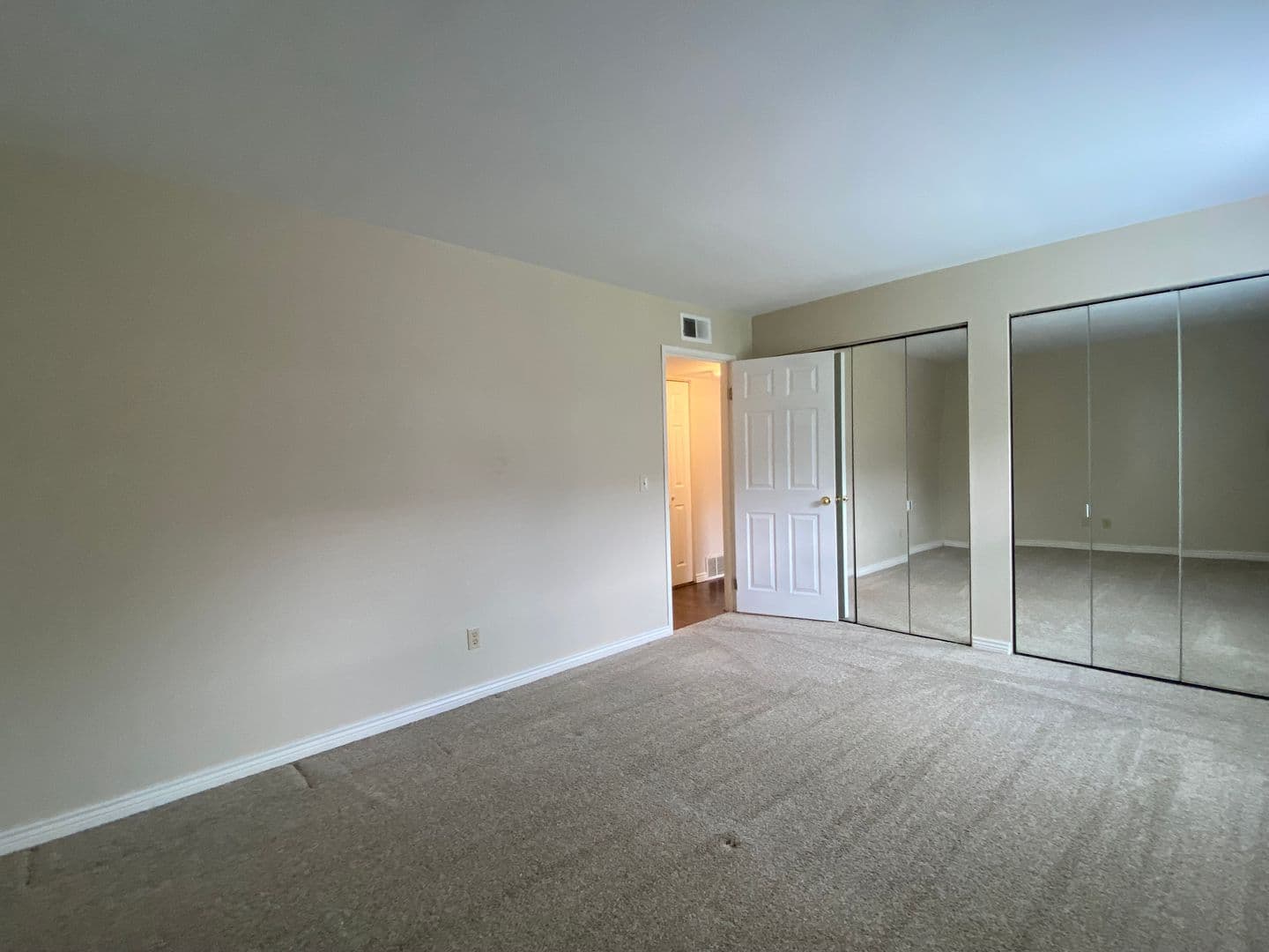 Lakewood Condo: 429 Wright St