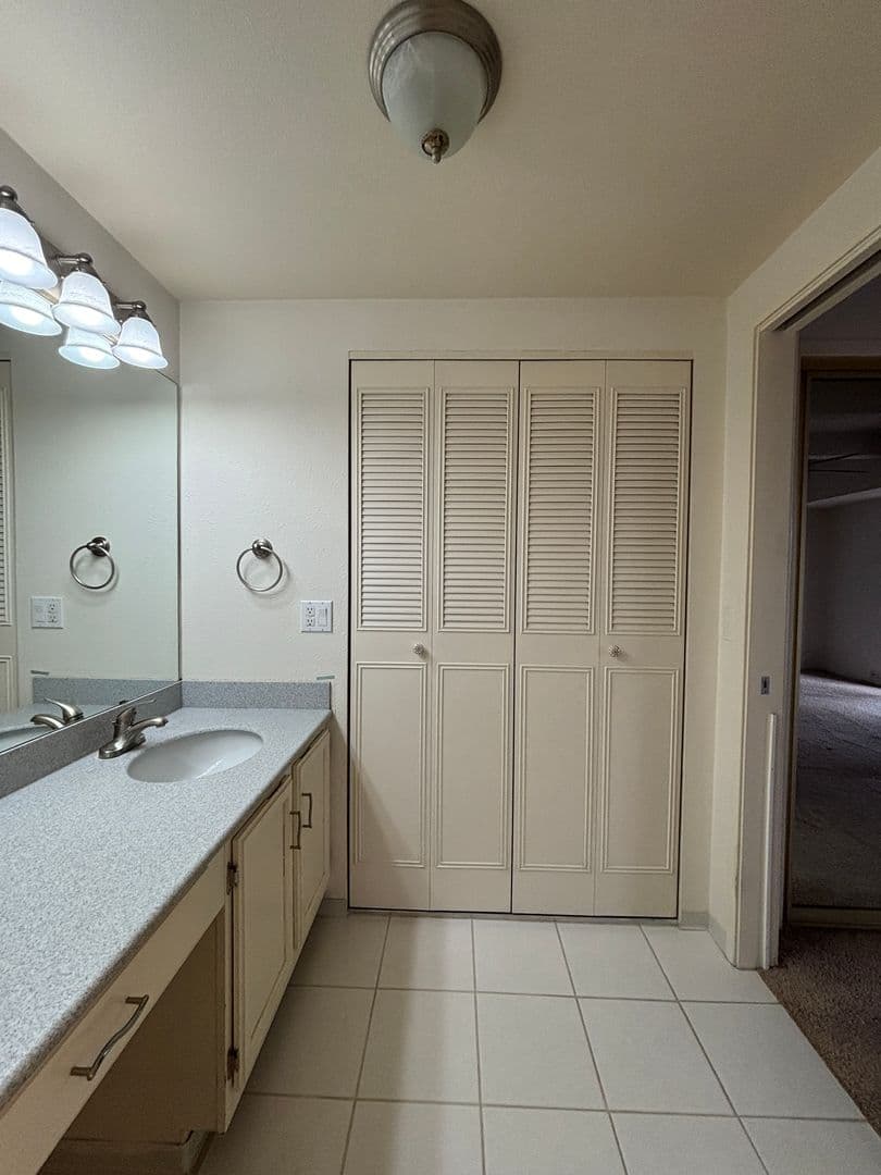 Denver Condo: 7865 E Mississippi Ave Unit 501