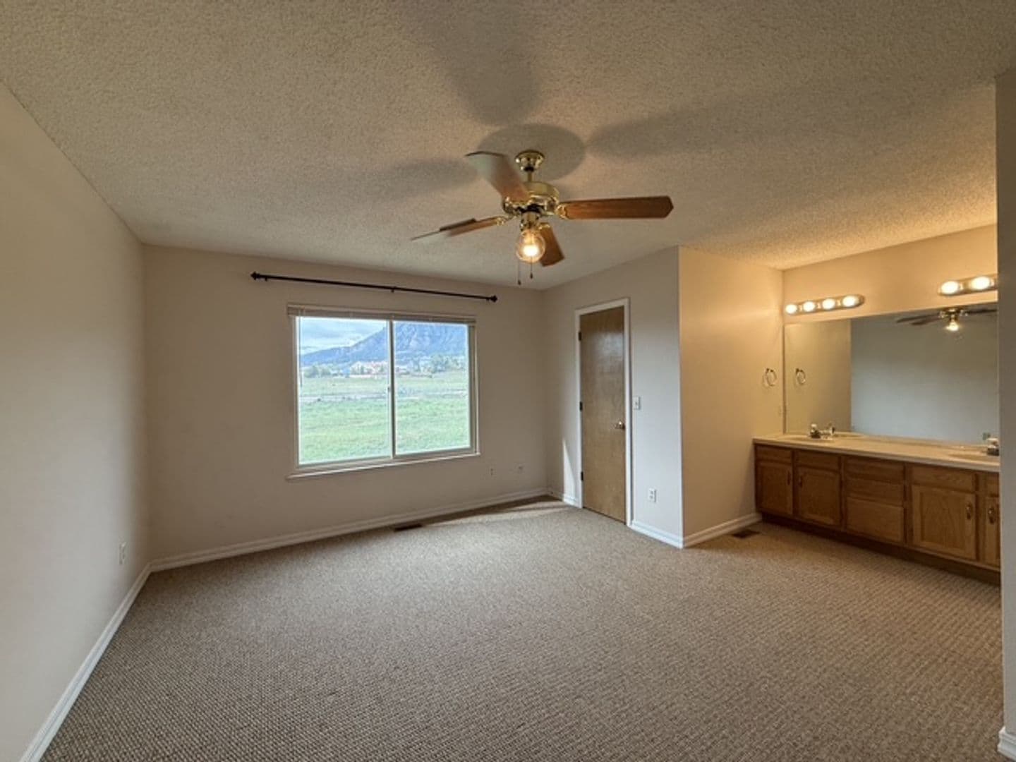 Colorado Springs House: 1285 Grass Valley Dr