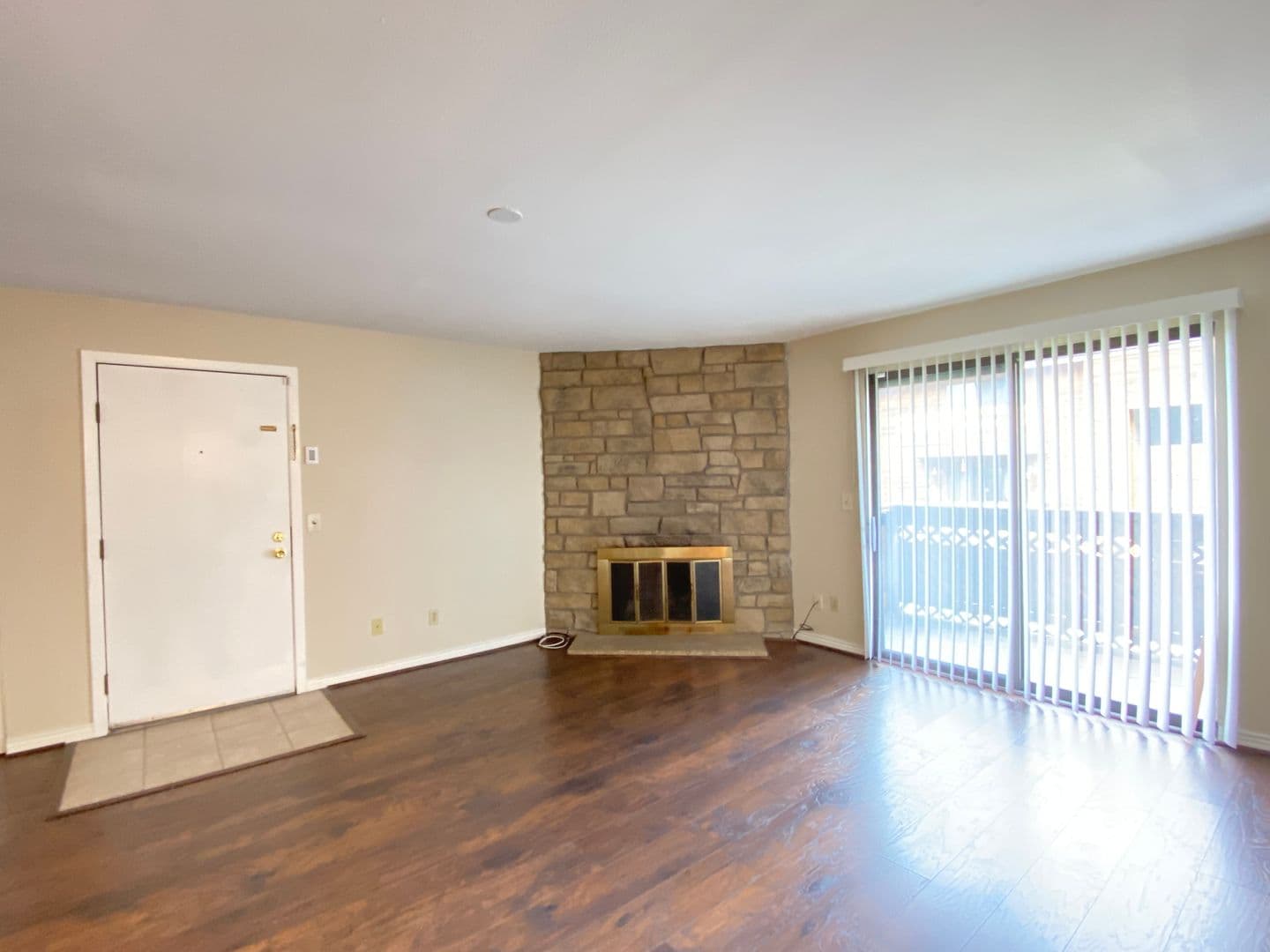 Lakewood Condo: 429 Wright St