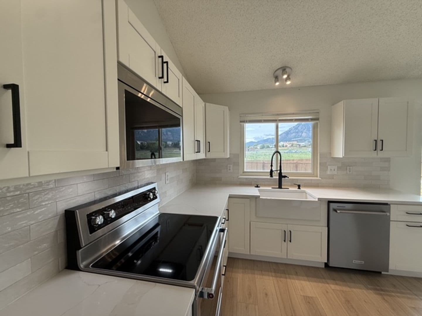 Colorado Springs House: 1285 Grass Valley Dr