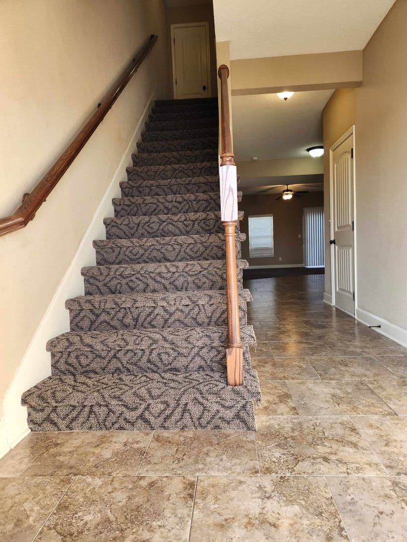 Kansas City Townhome: 9426 N Lenox Ave