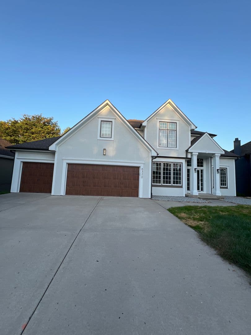 Kansas City House: 6320 N Nevada Ave