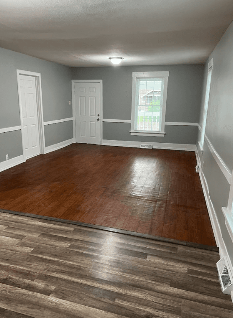 Topeka House: 1021 SW Woodward Ave