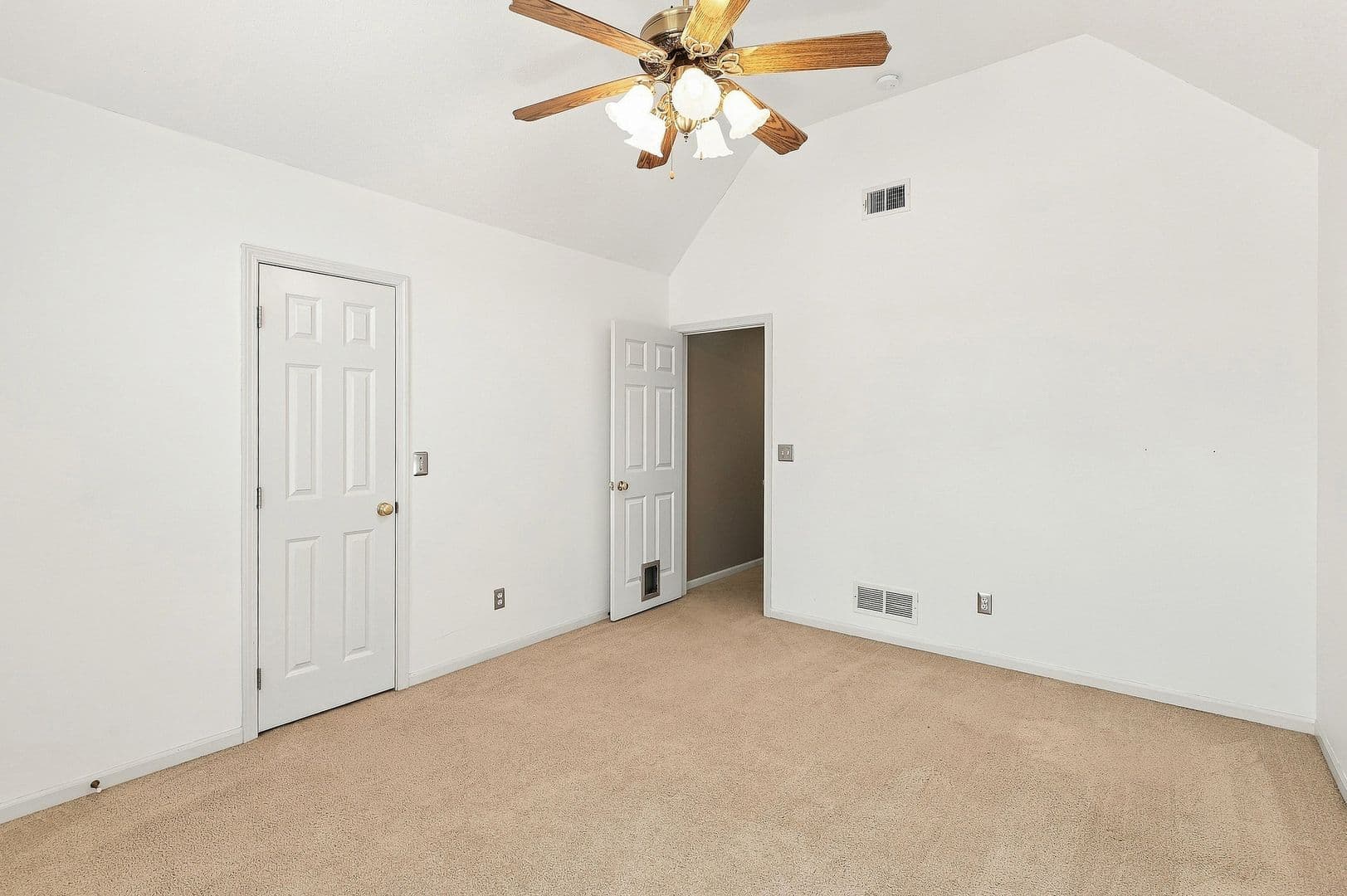Kansas City House: 6320 N Nevada Ave