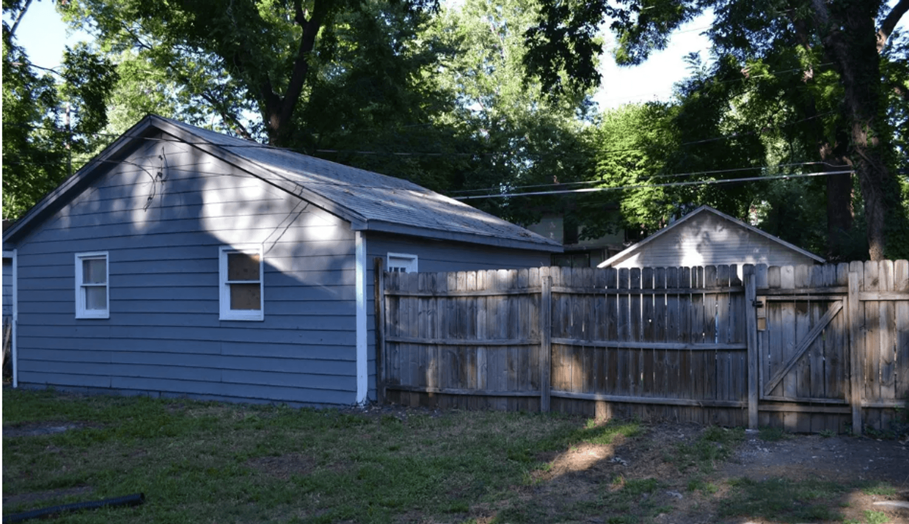 Topeka House: 1272 SW Mulvane Ave.