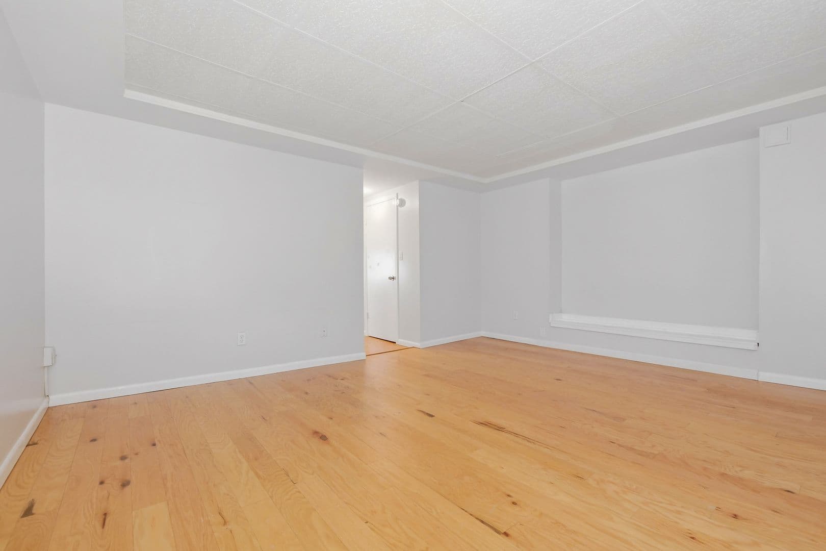 Kansas City Apartment: S Mill St