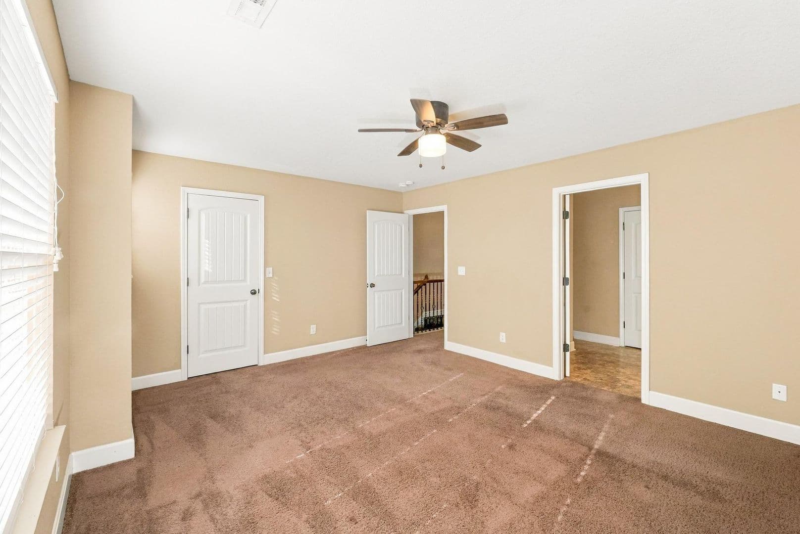 Kansas City Townhome: 9426 N Lenox Ave