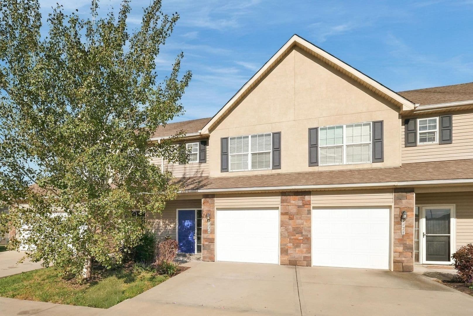 Kansas City Townhome: 9426 N Lenox Ave