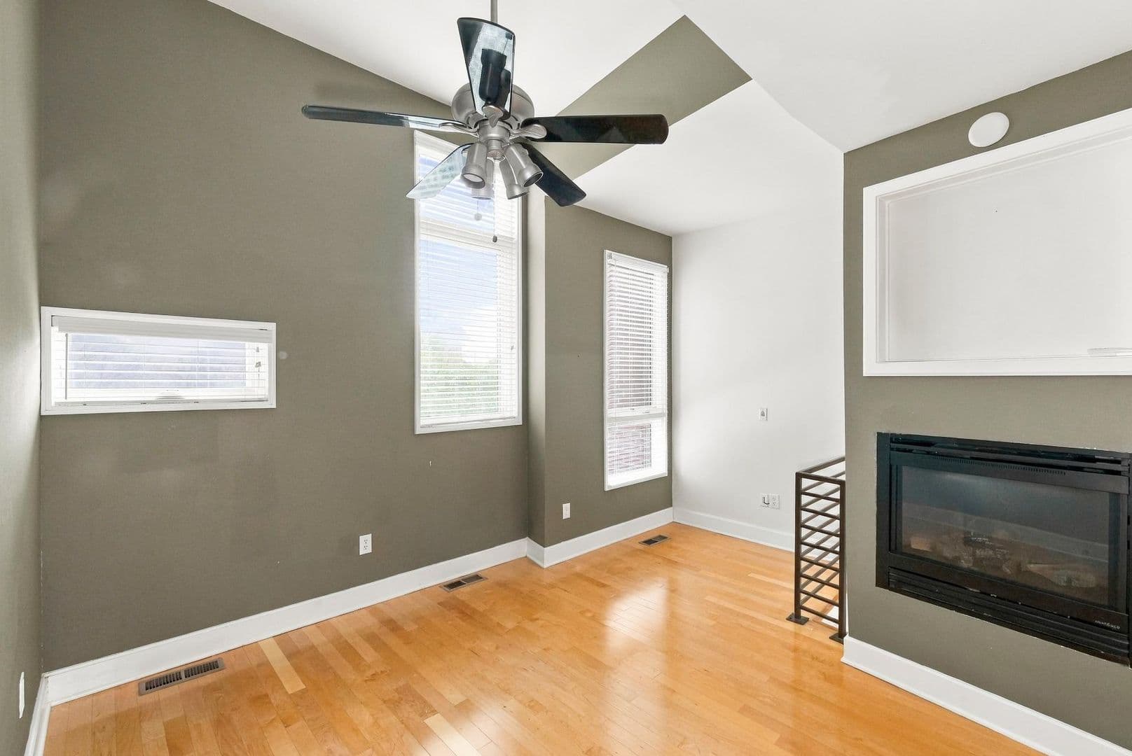 Kansas City House: 4540 J.C. Nichols Parkway