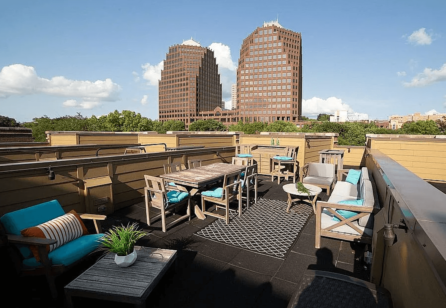 Kansas City House: 4540 J.C. Nichols Parkway
