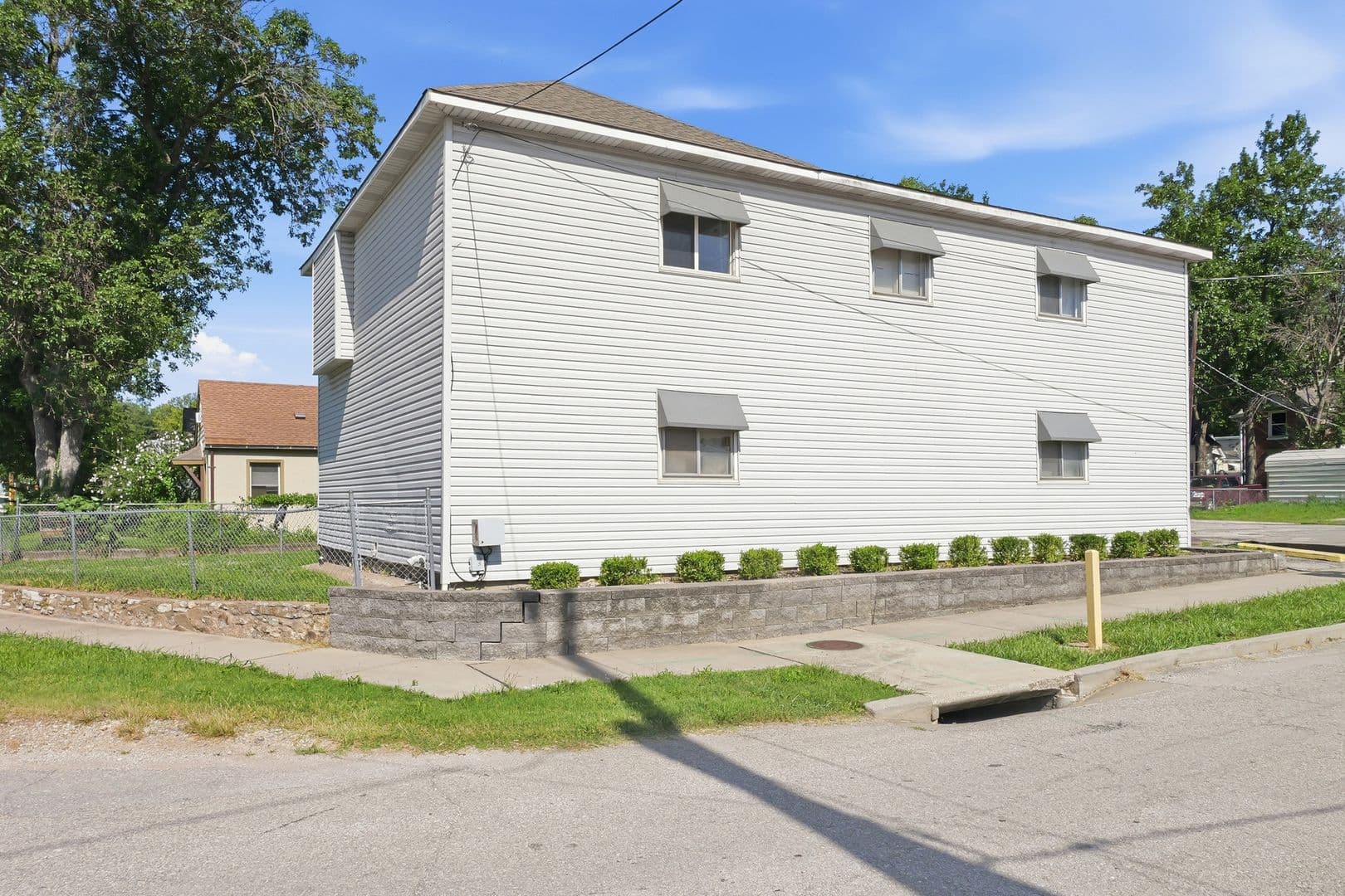 Kansas City Apartment: S Mill St