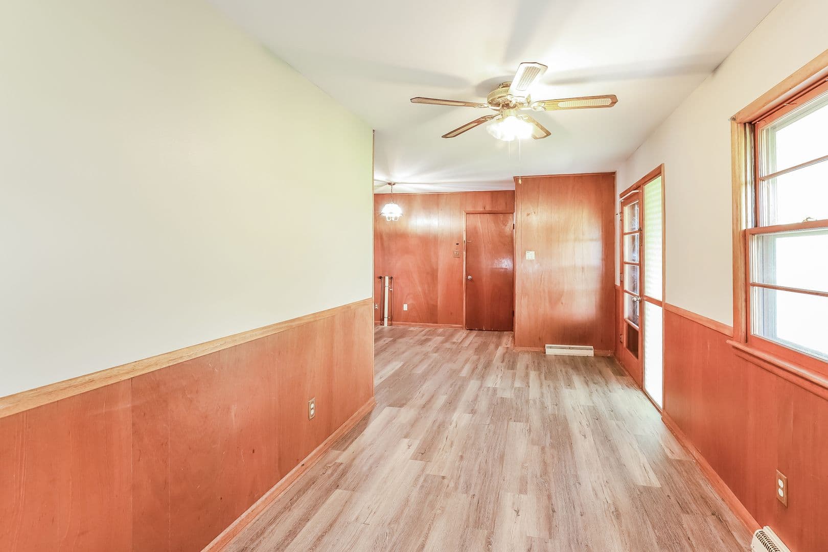 Topeka House: 3445 SE 45th Street