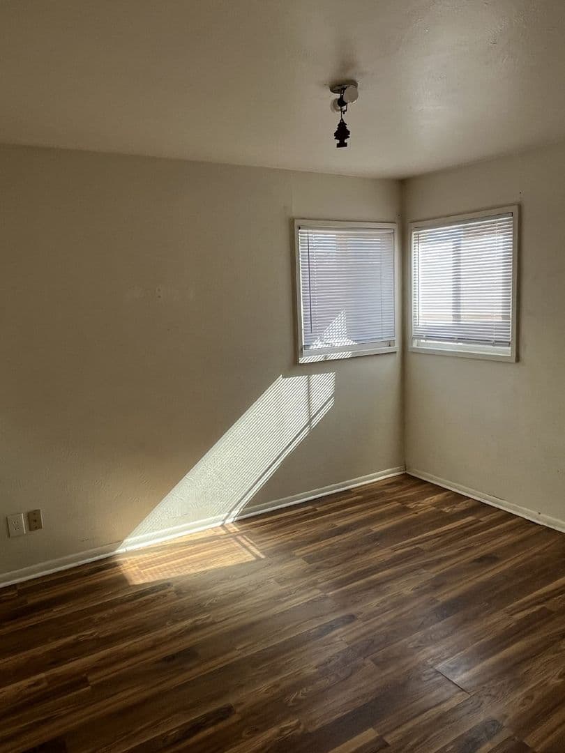Albuquerque House: 10508 Love Ave NE