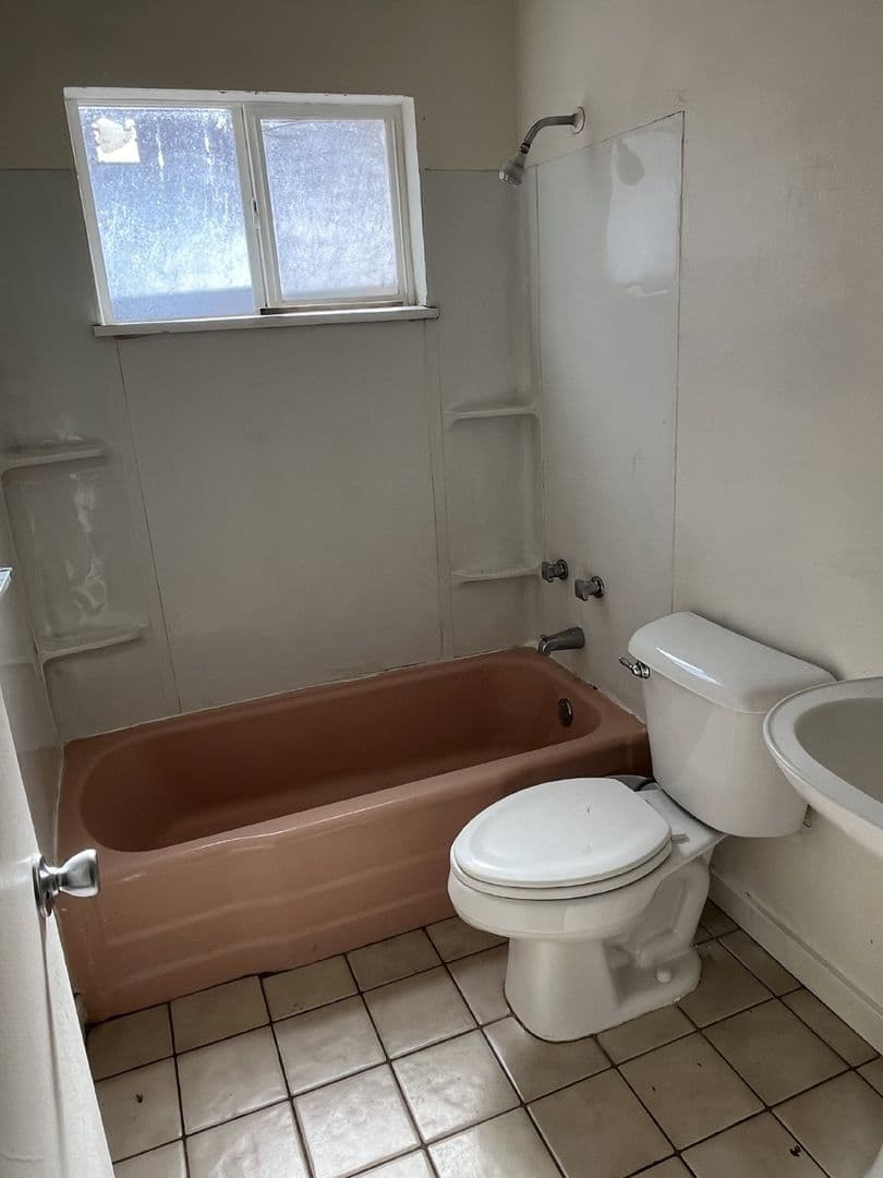 Albuquerque House: 10508 Love Ave NE